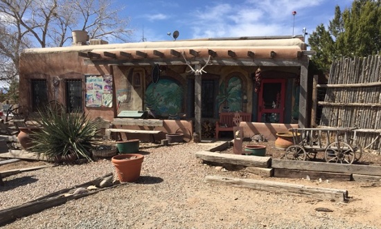 santa-fe-new-mexico-roadside-diner.jpg